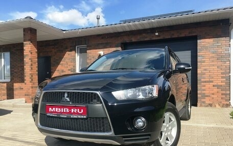 Mitsubishi Outlander III рестайлинг 3, 2011 год, 1 495 000 рублей, 1 фотография