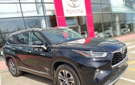 Toyota Highlander, 2020 год, 5 800 000 рублей, 10 фотография