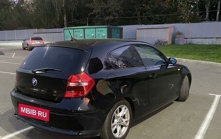 BMW 1 серия, 2007 год, 620 000 рублей, 3 фотография