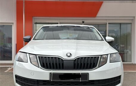 Skoda Octavia, 2017 год, 1 199 999 рублей, 2 фотография