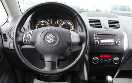 Suzuki SX4 II рестайлинг, 2010 год, 900 000 рублей, 15 фотография