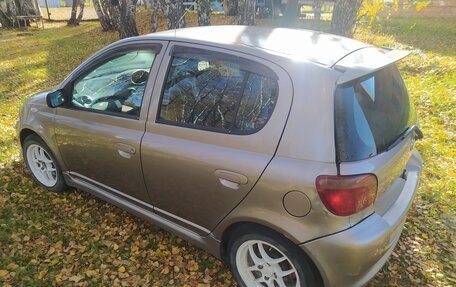 Toyota Vitz, 2001 год, 390 000 рублей, 9 фотография