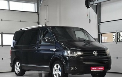 Volkswagen Multivan T5, 2012 год, 2 199 000 рублей, 1 фотография