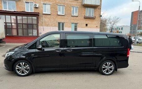 Mercedes-Benz V-Класс, 2016 год, 5 200 000 рублей, 3 фотография