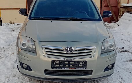 Toyota Avensis III рестайлинг, 2006 год, 950 000 рублей, 8 фотография