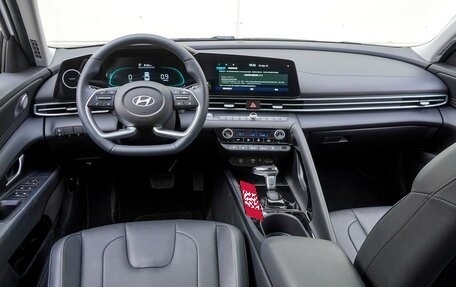 Hyundai Elantra, 2023 год, 2 610 000 рублей, 6 фотография