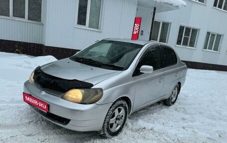 Toyota Platz, 2000 год, 425 000 рублей, 1 фотография