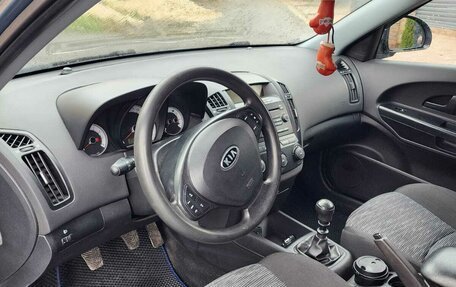 KIA cee'd I рестайлинг, 2009 год, 625 000 рублей, 34 фотография