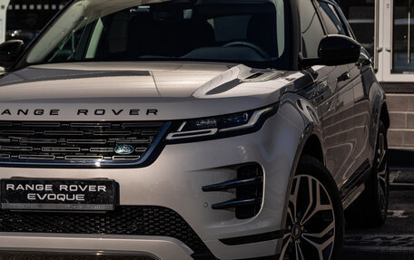 Land Rover Range Rover Evoque II, 2024 год, 7 990 000 рублей, 3 фотография