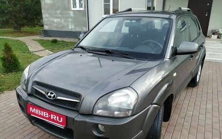 Hyundai Tucson III, 2008 год, 900 000 рублей, 3 фотография