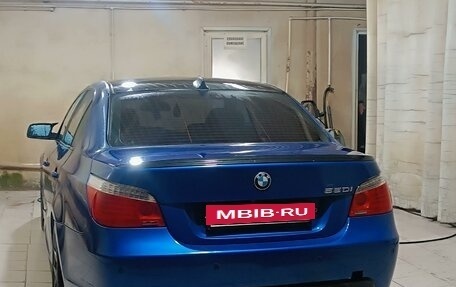 BMW 5 серия, 2004 год, 900 000 рублей, 3 фотография