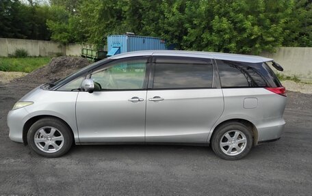 Toyota Estima III рестайлинг -2, 2012 год, 1 950 000 рублей, 2 фотография