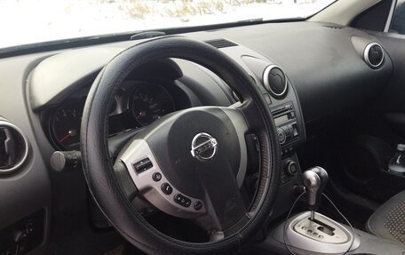 Nissan Qashqai, 2008 год, 890 000 рублей, 2 фотография