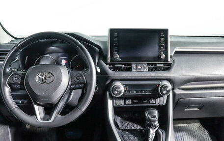 Toyota RAV4, 2020 год, 3 597 000 рублей, 12 фотография