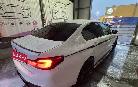 BMW 5 серия, 2018 год, 3 600 000 рублей, 9 фотография