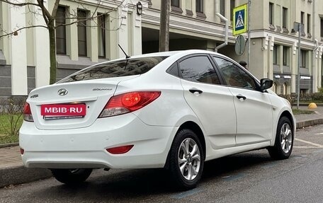 Hyundai Solaris II рестайлинг, 2013 год, 730 000 рублей, 5 фотография