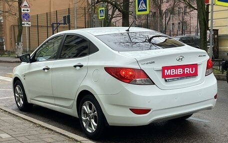 Hyundai Solaris II рестайлинг, 2013 год, 730 000 рублей, 4 фотография