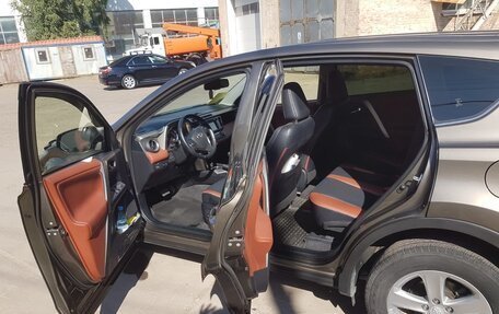 Toyota RAV4, 2013 год, 2 350 000 рублей, 3 фотография