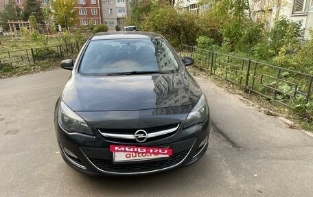 Opel Astra J, 2014 год, 1 350 000 рублей, 3 фотография