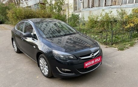 Opel Astra J, 2014 год, 1 350 000 рублей, 2 фотография