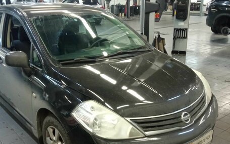 Nissan Tiida, 2011 год, 830 000 рублей, 2 фотография