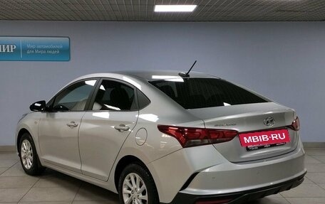 Hyundai Solaris II рестайлинг, 2021 год, 1 549 000 рублей, 7 фотография