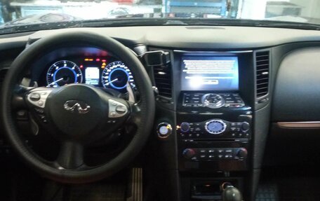 Infiniti QX70, 2015 год, 1 800 000 рублей, 5 фотография