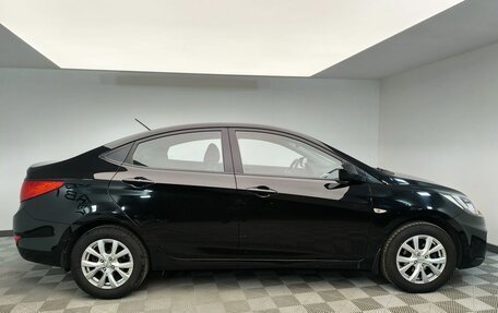 Hyundai Solaris II рестайлинг, 2013 год, 997 000 рублей, 3 фотография