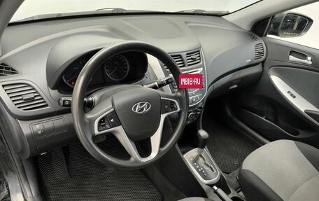 Hyundai Solaris II рестайлинг, 2013 год, 997 000 рублей, 11 фотография