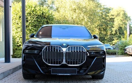 BMW 7 серия, 2024 год, 17 200 000 рублей, 2 фотография