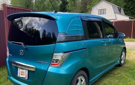 Honda Freed I, 2013 год, 1 200 000 рублей, 2 фотография