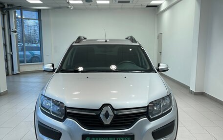 Renault Sandero II рестайлинг, 2017 год, 1 348 000 рублей, 2 фотография