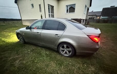 BMW 5 серия, 2005 год, 1 350 000 рублей, 3 фотография