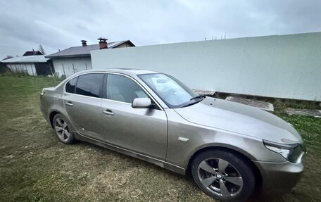 BMW 5 серия, 2005 год, 1 350 000 рублей, 7 фотография