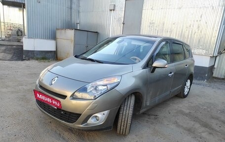 Renault Scenic III, 2010 год, 800 000 рублей, 3 фотография