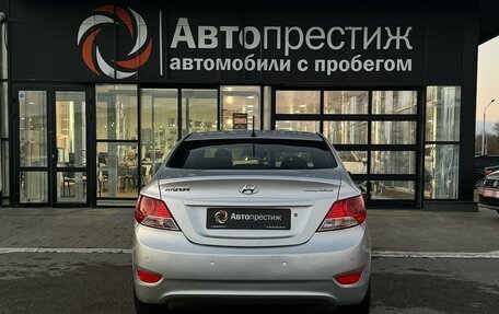 Hyundai Solaris II рестайлинг, 2011 год, 940 000 рублей, 5 фотография