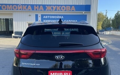 KIA Sportage IV рестайлинг, 2018 год, 2 250 000 рублей, 6 фотография