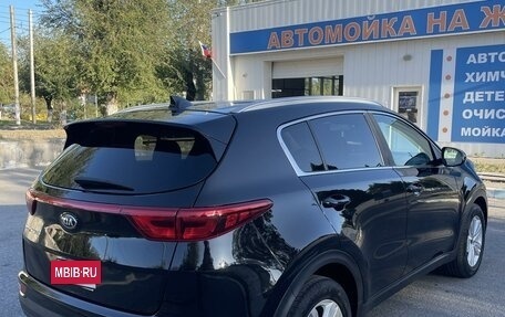 KIA Sportage IV рестайлинг, 2018 год, 2 250 000 рублей, 5 фотография