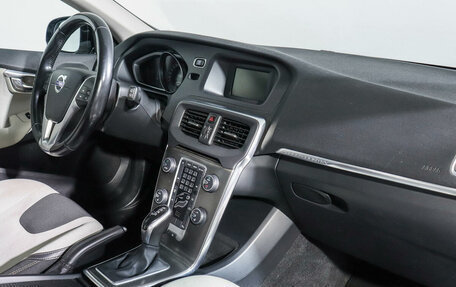 Volvo V40 Cross Country I, 2014 год, 1 199 999 рублей, 9 фотография