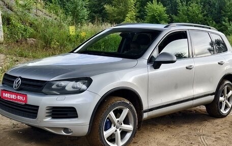 Volkswagen Touareg III, 2011 год, 2 399 000 рублей, 8 фотография