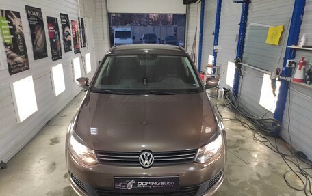 Volkswagen Polo VI (EU Market), 2014 год, 900 000 рублей, 1 фотография