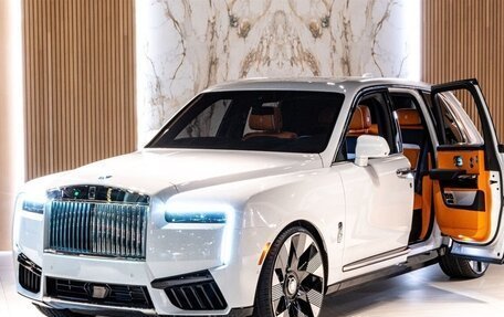 Rolls-Royce Cullinan, 2024 год, 85 400 000 рублей, 3 фотография