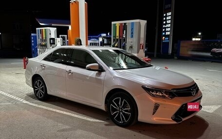 Toyota Camry, 2018 год, 2 900 000 рублей, 1 фотография