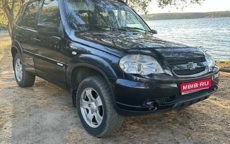 Chevrolet Niva I рестайлинг, 2014 год, 800 000 рублей, 4 фотография