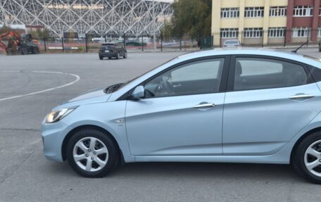 Hyundai Solaris II рестайлинг, 2011 год, 939 000 рублей, 8 фотография