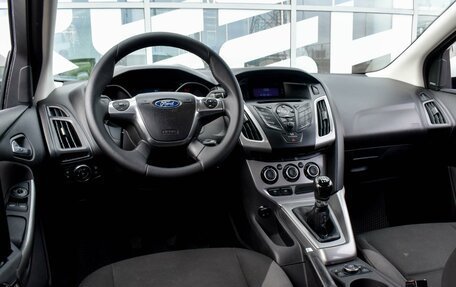 Ford Focus III, 2011 год, 899 000 рублей, 6 фотография