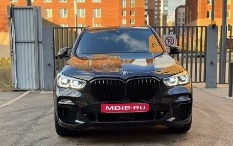 BMW X5, 2019 год, 6 990 000 рублей, 2 фотография