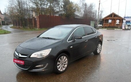 Opel Astra J, 2013 год, 1 059 000 рублей, 1 фотография