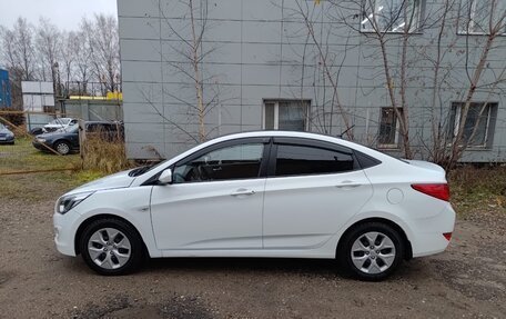 Hyundai Solaris II рестайлинг, 2015 год, 1 100 000 рублей, 3 фотография