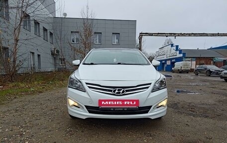 Hyundai Solaris II рестайлинг, 2015 год, 1 100 000 рублей, 8 фотография